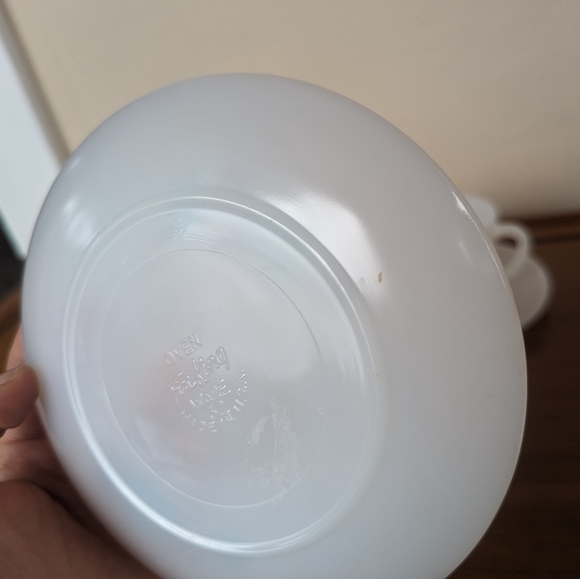 VINTAGE 1950's Fire King Bonnie Blue Carnation Milk Glass Teacup/Saucer Set of 5 - Picture 16 of 16